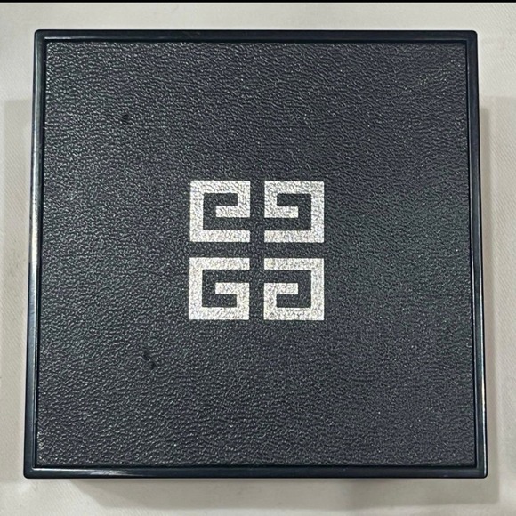 Givenchy Prisme Libre Loose Setting Powder Shade 3: Voile Rose - Picture 2 of 4